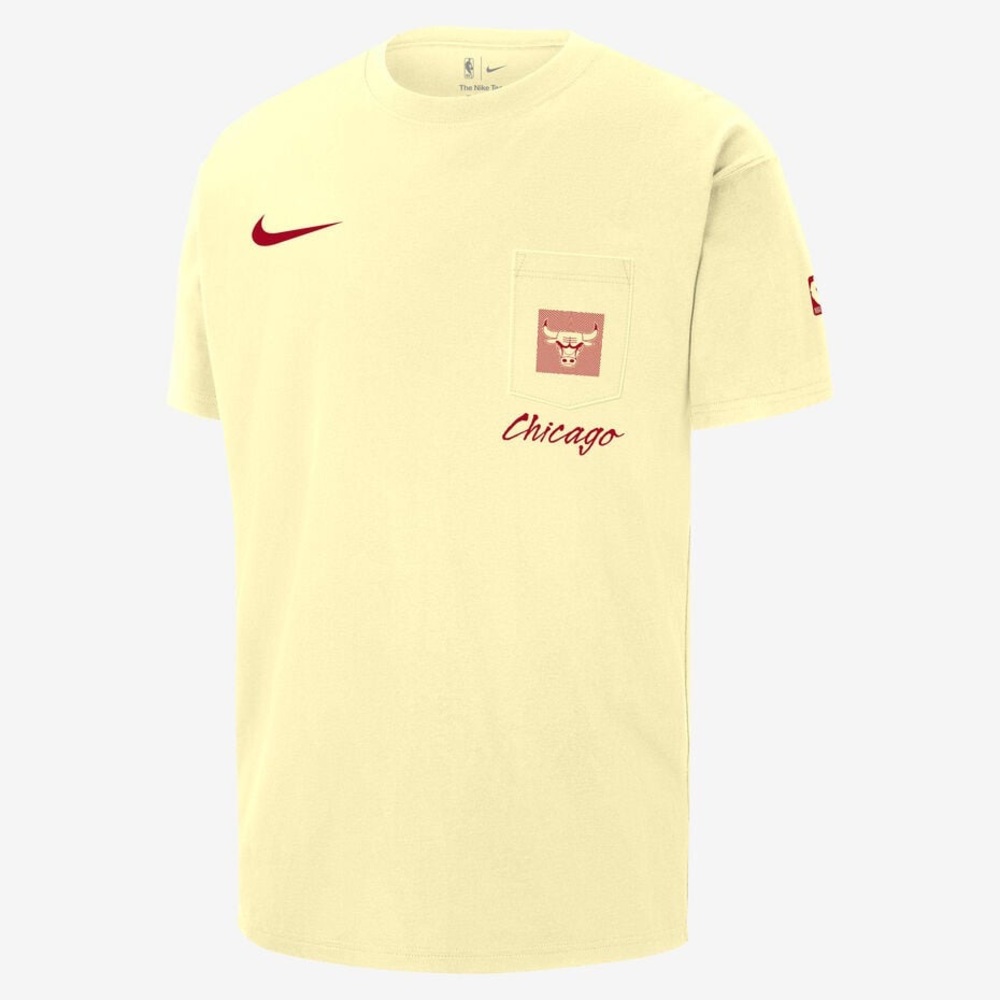Nike NBA Men’s Large Chicago Bulls Max 90 Short Sleeve PocketTee